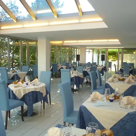 Hotell Europa 3*
