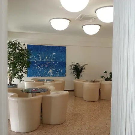 Europa 3* Γκράντο