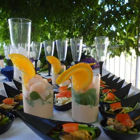 Europa 3* غرادو